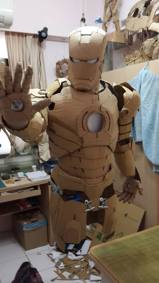 ironman suit made of cardboard by kai-xiang xhong (11)