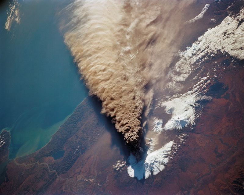 Kliuchevskoi-Volcano-from-space-shuttle-endeavour-1994