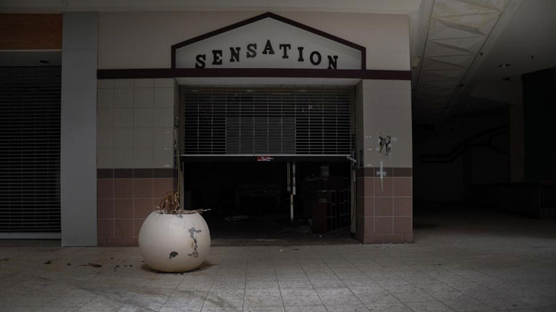 randall park mall abandoned ohio by seph lawless (11)