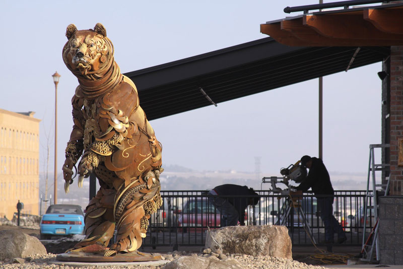 scrap metal bear sculpture by john lopez
