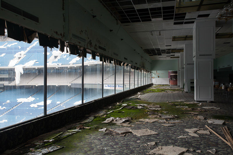the abandoned silverdome by detroiturbex (14)