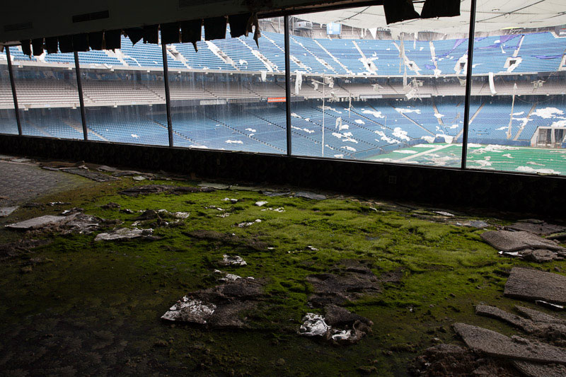 the abandoned silverdome by detroiturbex (15)