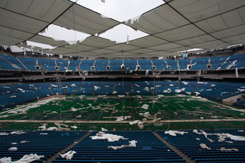 the abandoned silverdome by detroiturbex (17)