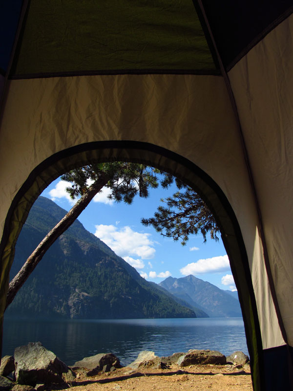 15 reasons why you'll never regret sleeping in a tent (7)