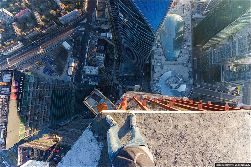 photos that look straight down from perilous heights by ivan kuznetsov (4)