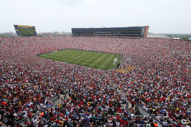 real madrid man u big house michigan crowd 2014 Picture of the Day: The Largest US Soccer Crowd Ever