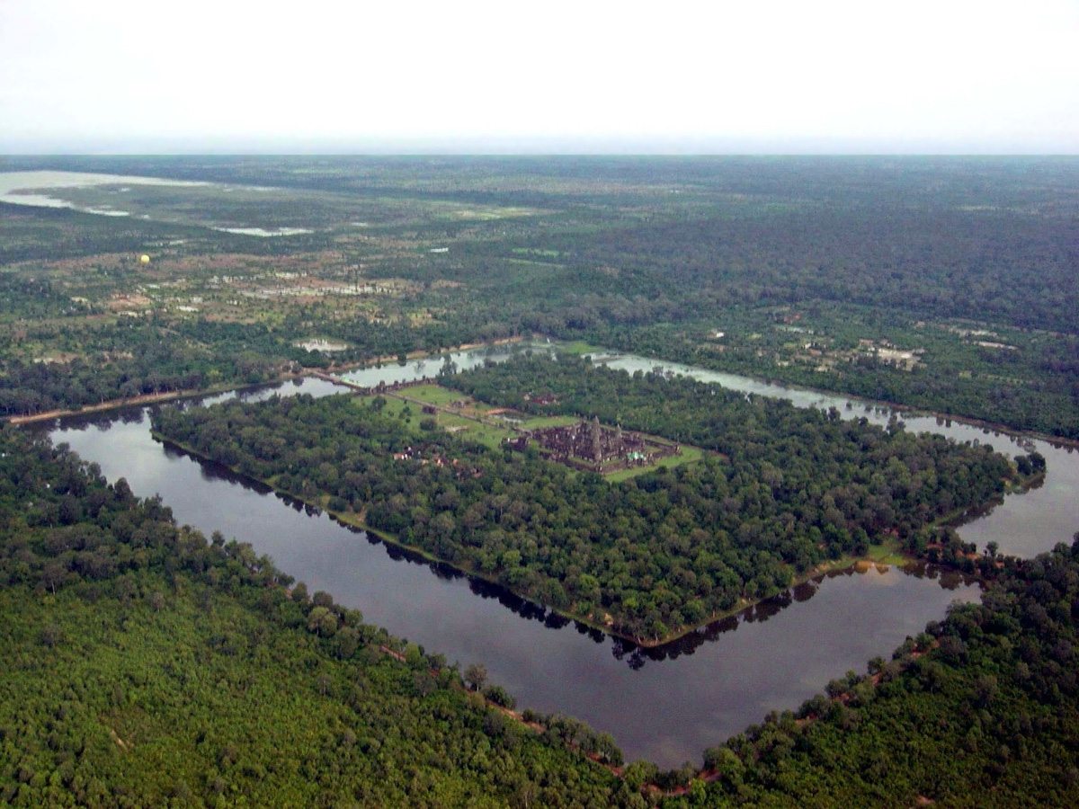angkor wat aerial from above cambodia Picture of the Day: Angkor Wat from Above