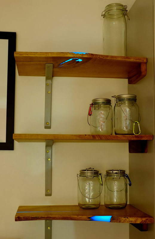 diy shelves with glow in the dark resin inlay (19)