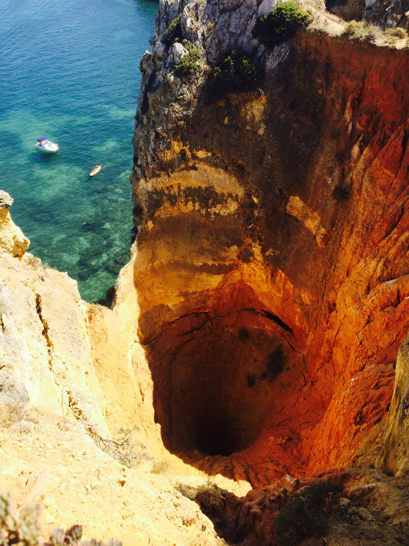 hiker find abyss in lagos portugal Picture of the Day: Hiker Finds Giant Abyss in Lagos