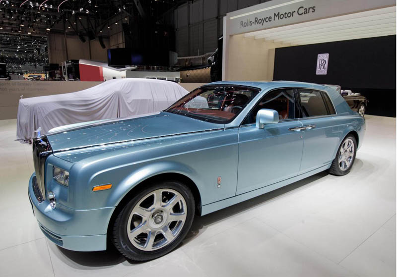 Electric Luxury: Rolls Royce Phantom EE [30 pics]