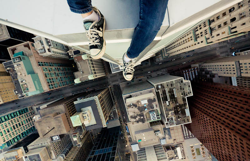 Picture of the Day: Livin’ On The Edge » TwistedSifter