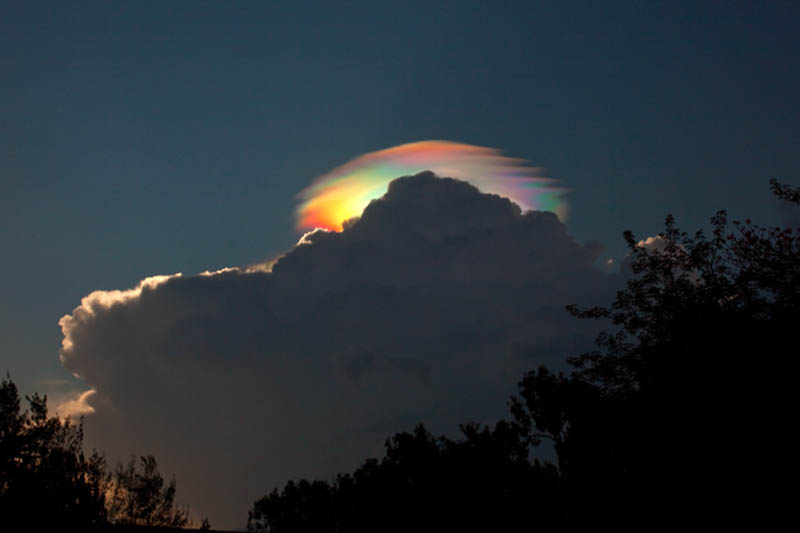 Picture of the Day: Iridescent Rainbow Cloud