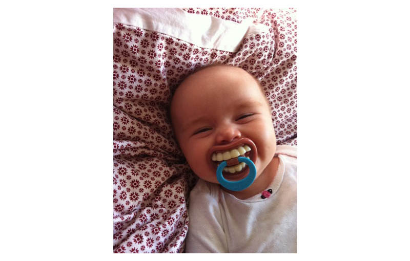 FUNNY DUMMY DUMMIES NOVELTY TEETH PACIFIER FOR BABY BABIES TODDLER CHILDREN KIDS 
