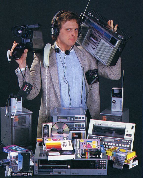 Picture of the Day Your Smartphone in the 80s » TwistedSifter