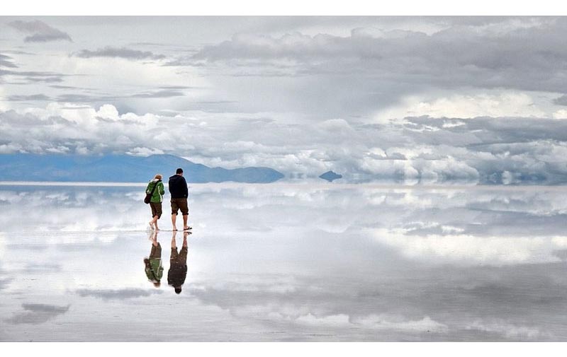 Reflective Beauty at the World's Largest Salt Flat [10 pics]