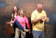 15 Haunted House Photos of Terrified People