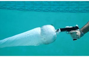 shooting glock handgun with hollow point bullets underwater 4 shooting glock handgun with hollow point bullets underwater (4)