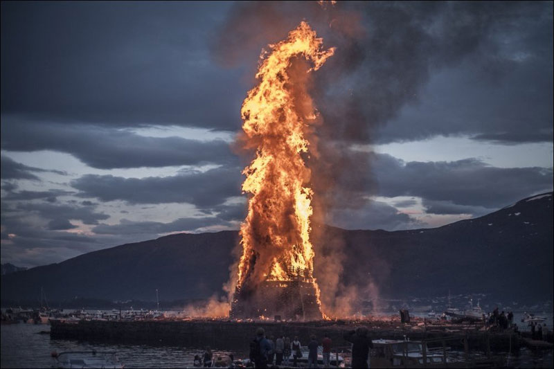 The Biggest Bonfire in the World