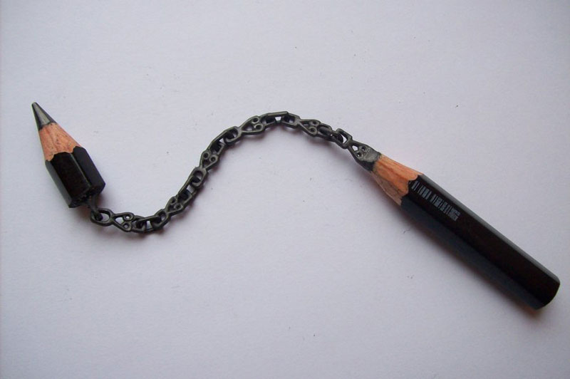 Intricate Sculptures Carved from a Single Pencil