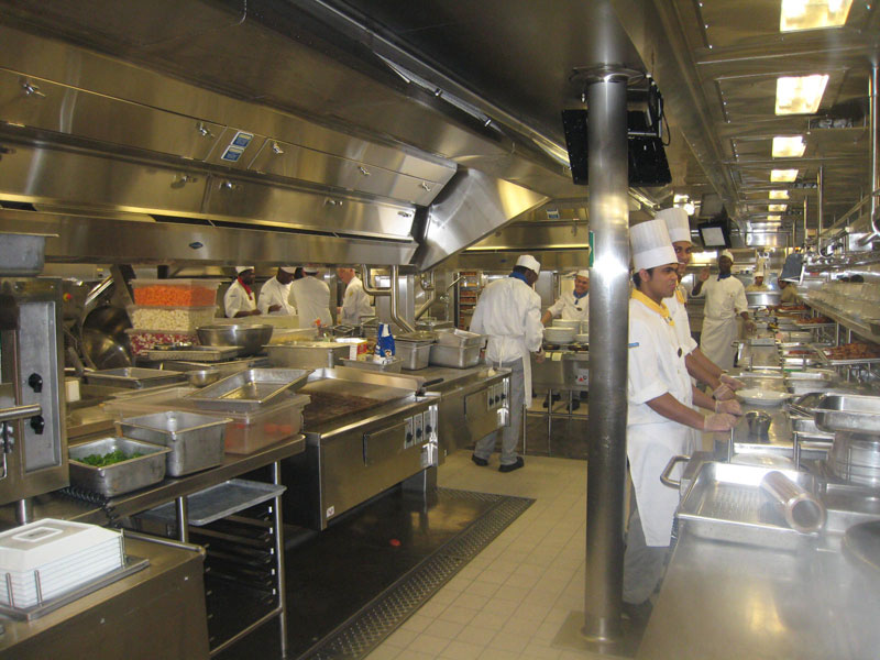 Behind the Scenes of the World’s Largest Cruise Ship » TwistedSifter