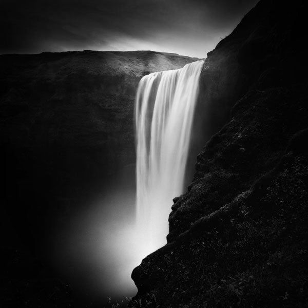 Photo Tour of Iceland in Black and White » TwistedSifter