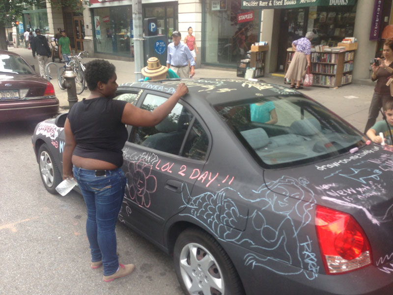 Artist Covers Car in Chalkboard Paint, Lets People Draw On It
