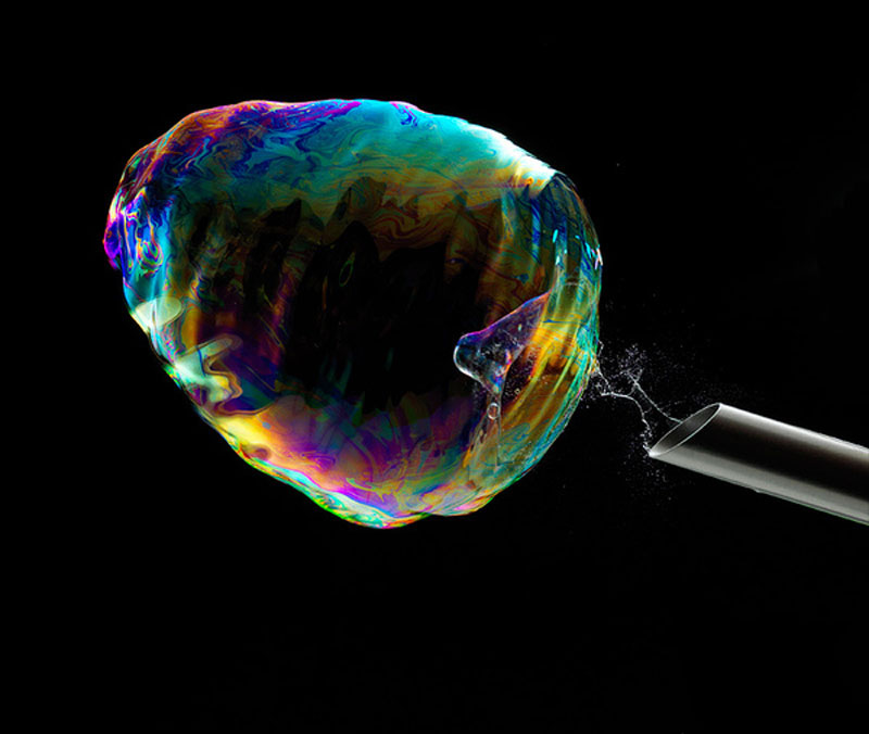 Capturing the Moment a Soap Bubble Bursts » TwistedSifter