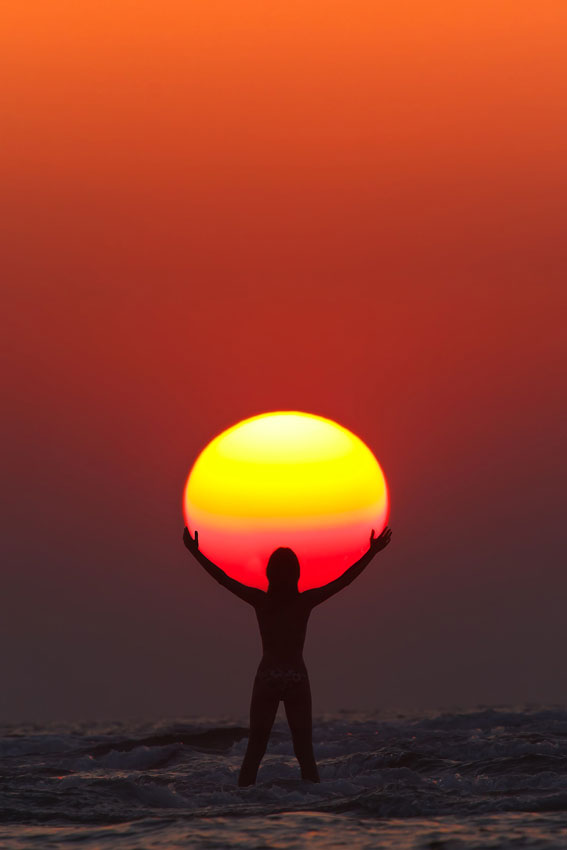 Picture of the Day: Praise the Sun » TwistedSifter