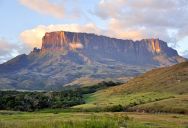 Picture of the Day: Kukenan-tepui at Sunset