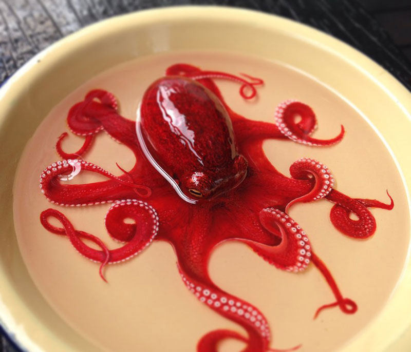 Astonishing 3D Artworks Made from Multiple Layers of Painted Resin