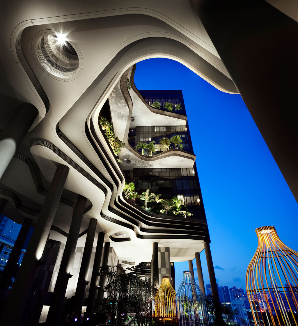 This Hotel in Singapore has the Coolest Sky Gardens Ever » TwistedSifter
