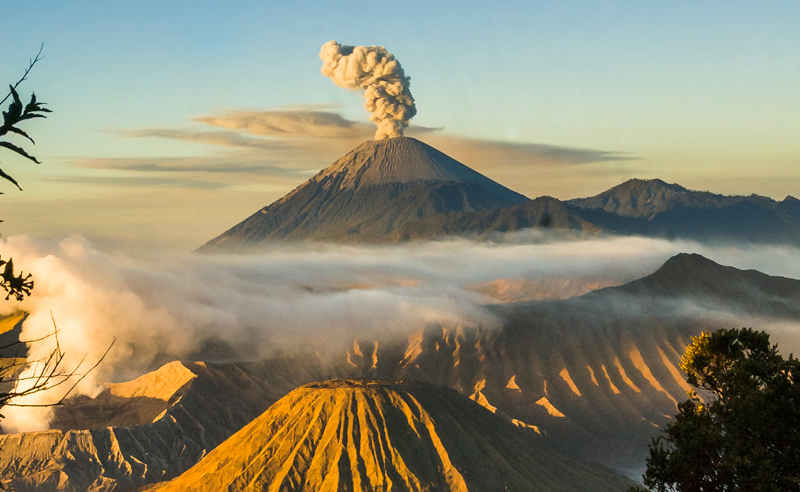 Picture of the Day: Sunrise Over Mount Bromo