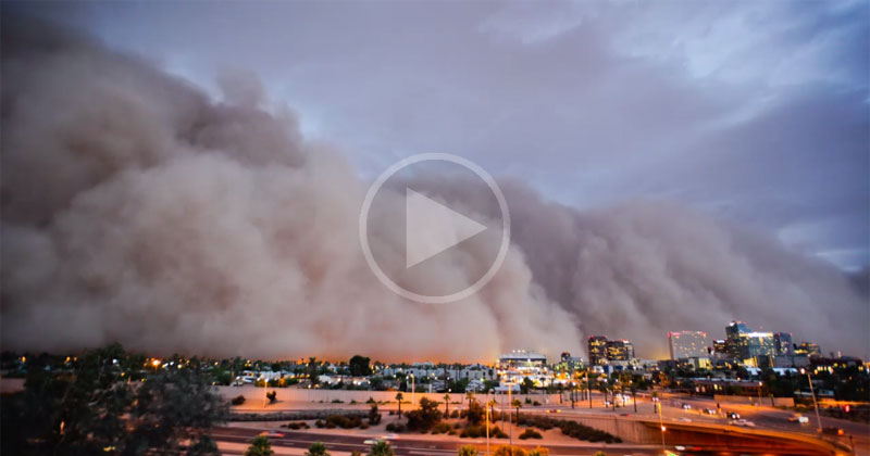 This is What a Massive Oncoming Dust Storm Looks Like