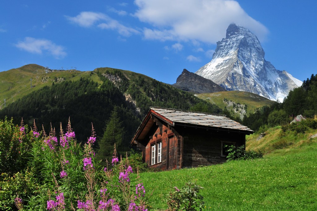 Picture of the Day: Cabin on the Matterhorn