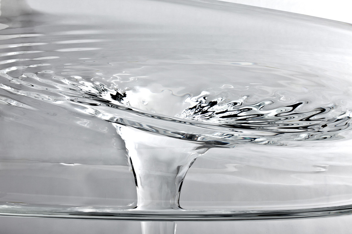 liquid glacial tables by zaha hadid (2)