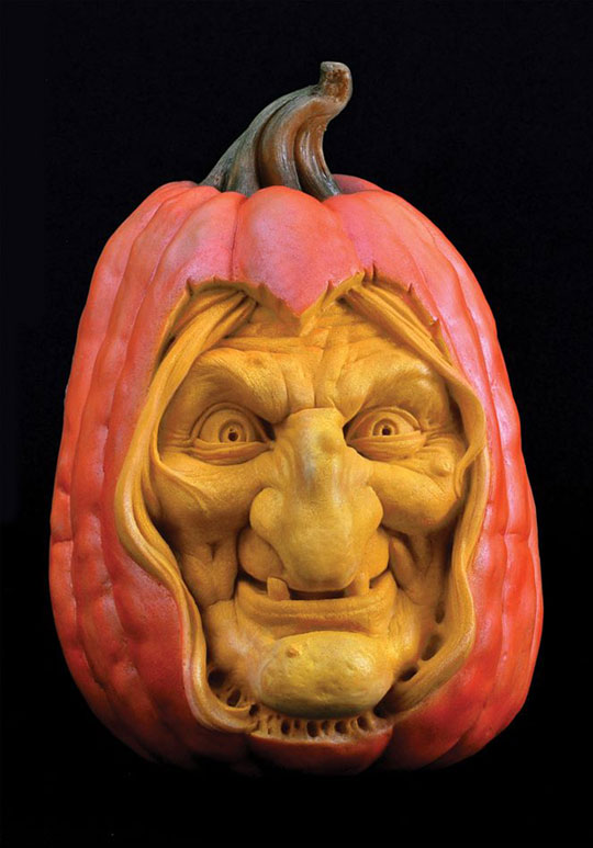 pumpkin carving by ray villafane studios (15)