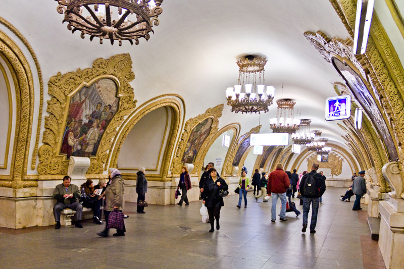 beautiful moscow metro stations (1)