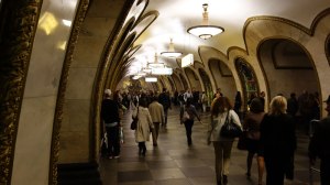 beautiful moscow metro stations 17 beautiful moscow metro stations (17)