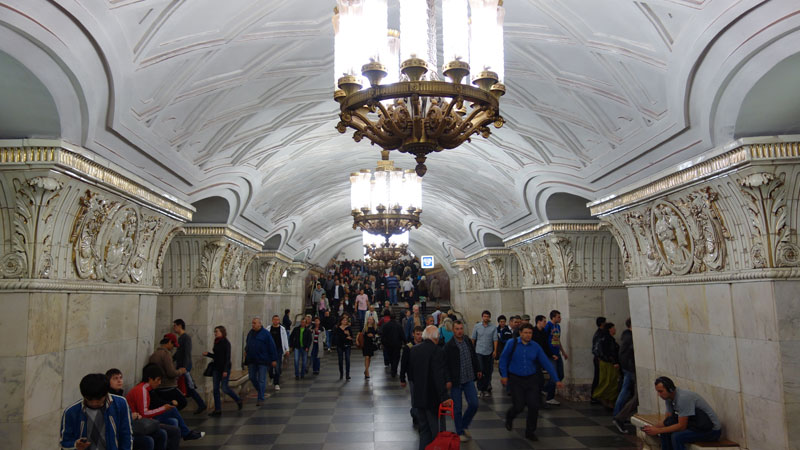beautiful moscow metro stations (18)