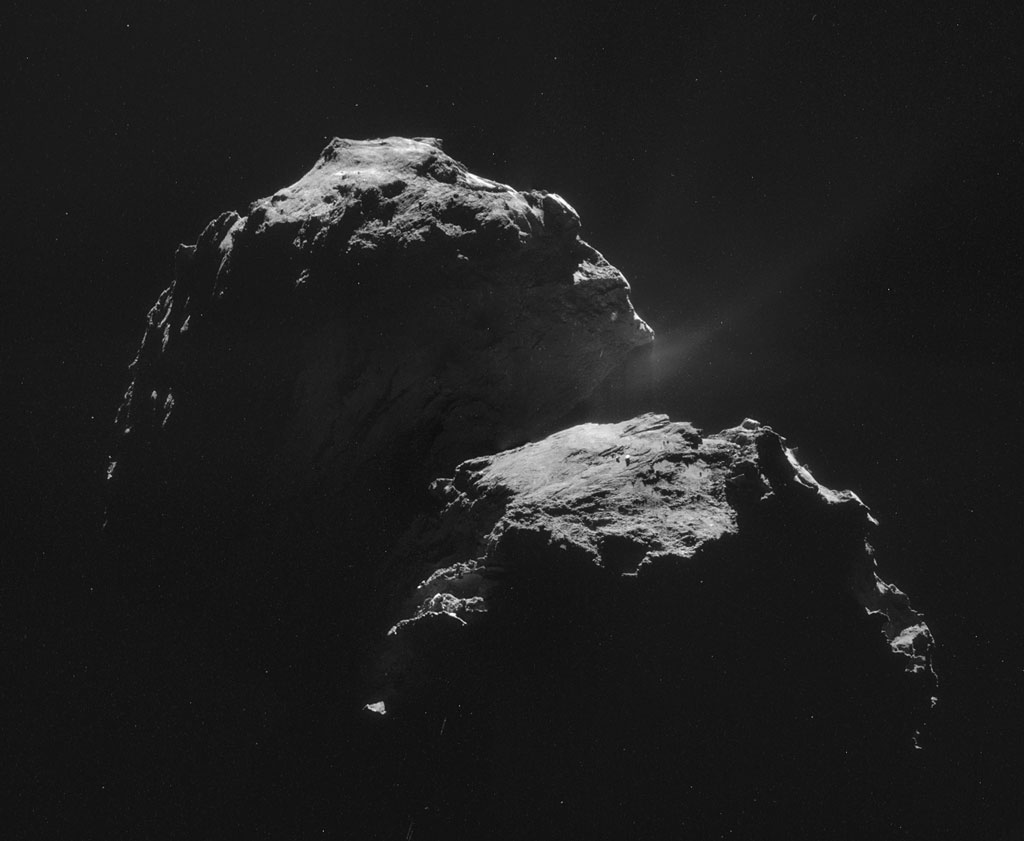 26 HQ Photos by Rosetta and Philae