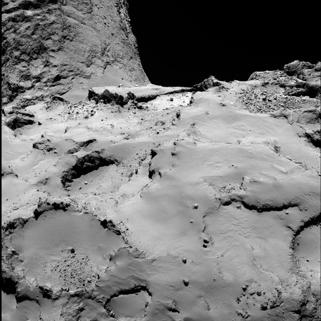 HQ Photos by Rosetta and Philae (24)