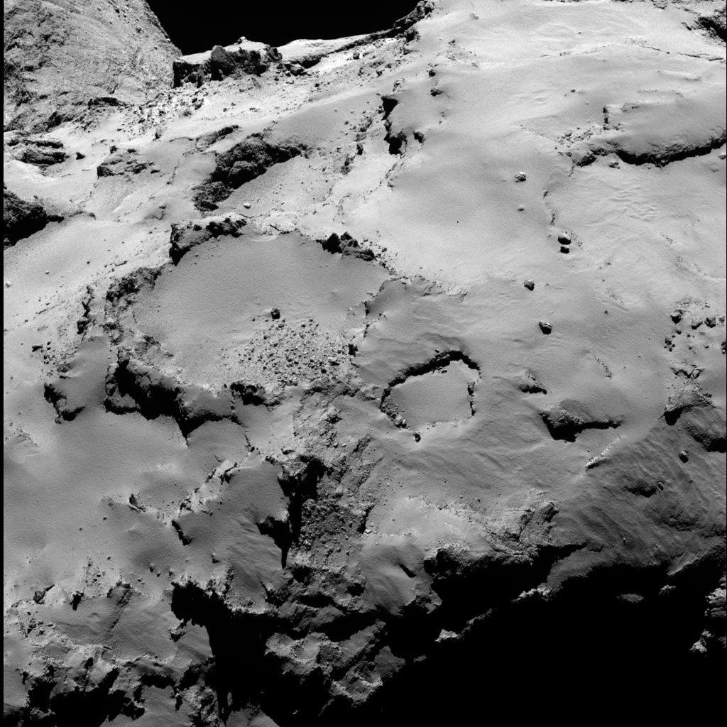 HQ Photos by Rosetta and Philae (25)