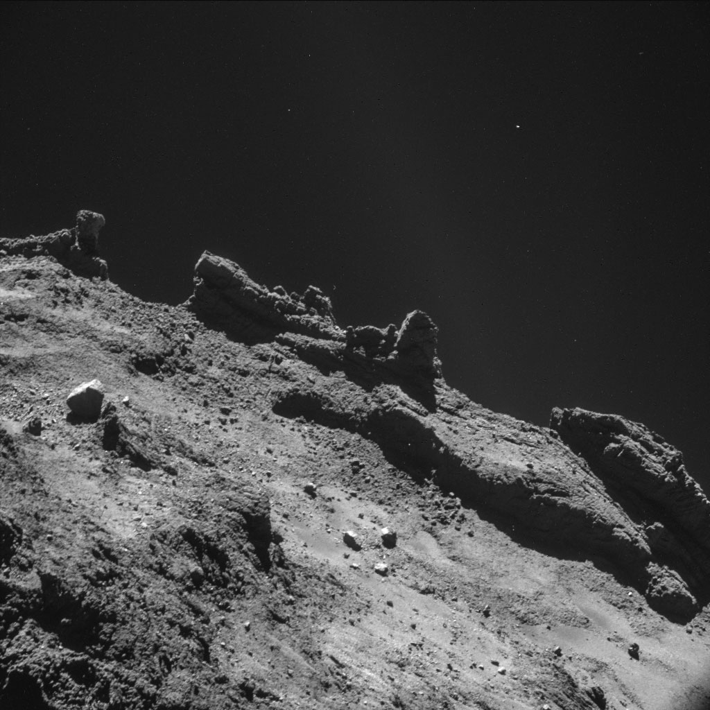 HQ Photos by Rosetta and Philae (3)