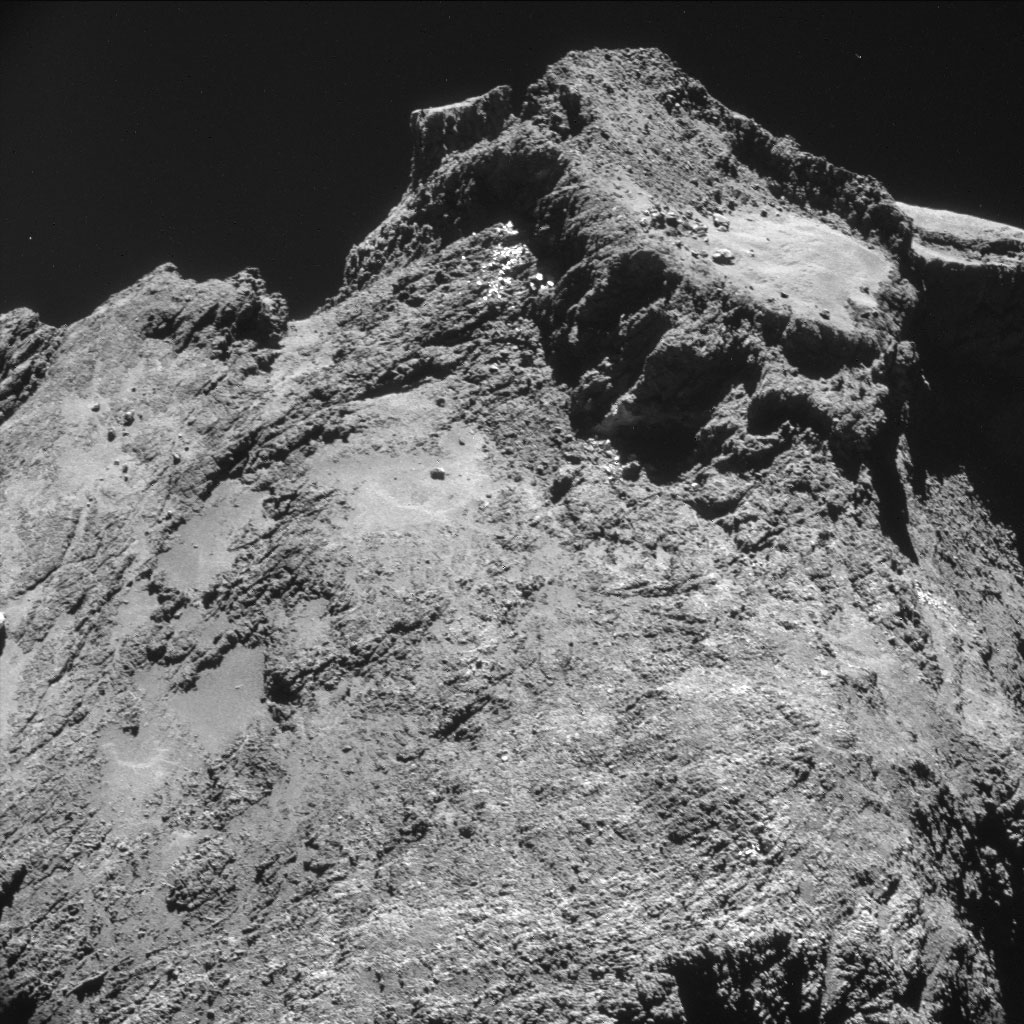 HQ Photos by Rosetta and Philae (5)