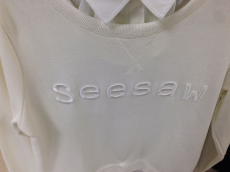 Japanese Discount Store Shirts with Random English Words (3)