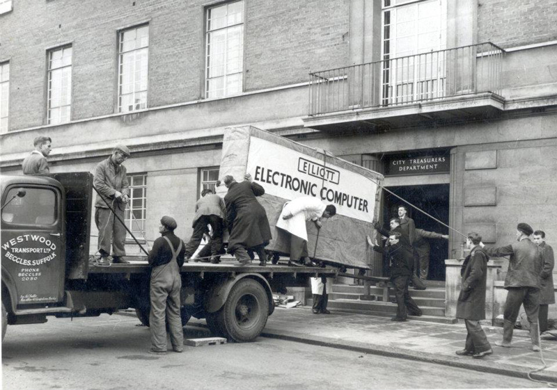 Picture of the Day: Delivering a Computer in 1957