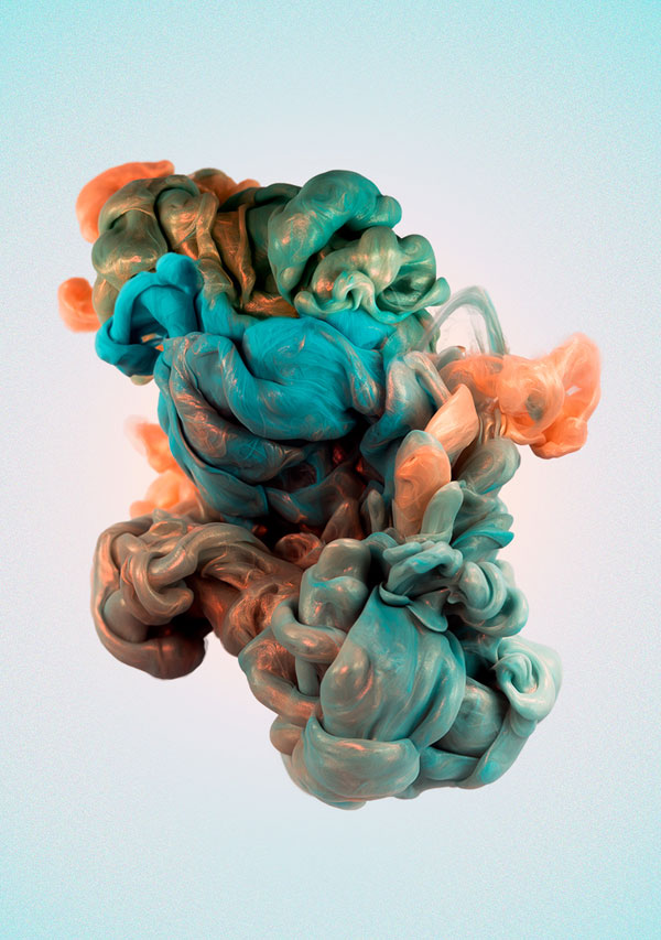 High-Speed Photos of Ink and Metal Dropped Into Water by alberto seveso (1)