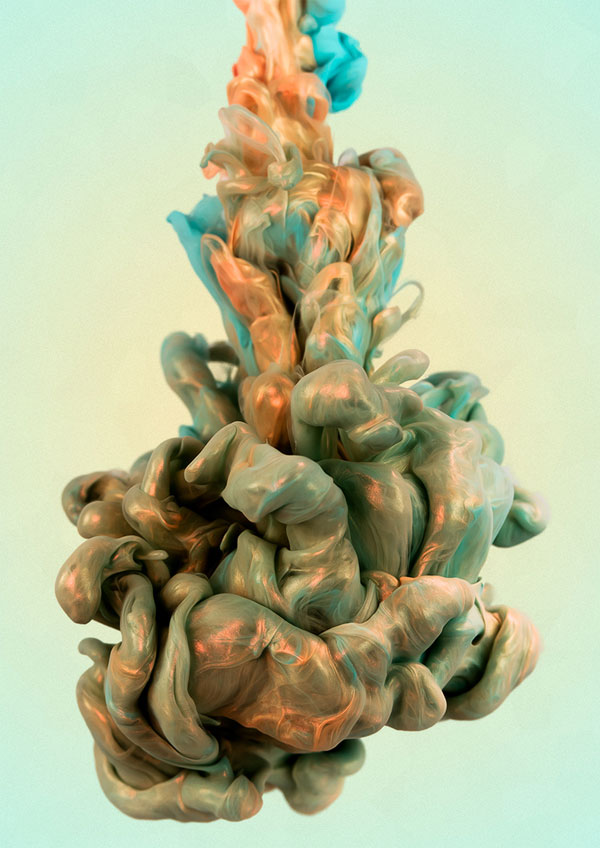 High-Speed Photos of Ink and Metal Dropped Into Water by alberto seveso (12)