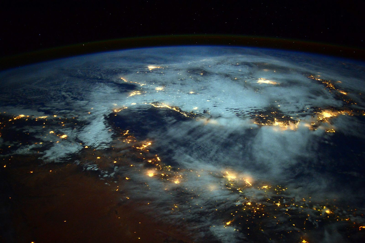 earth at night from space iss nasa barry wilmore