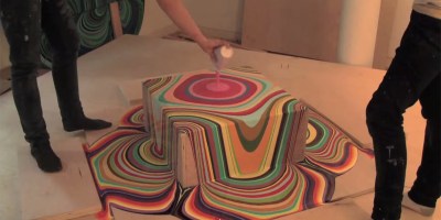 Hypnotic Time-Lapse Shows Psychedelic Result of Paint Poured Onto Blocks